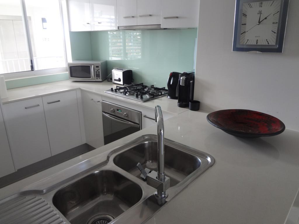 Keith'S Sister, 1 Of The 4 Most Popular Units On Bribie Apartment Bongaree Luaran gambar